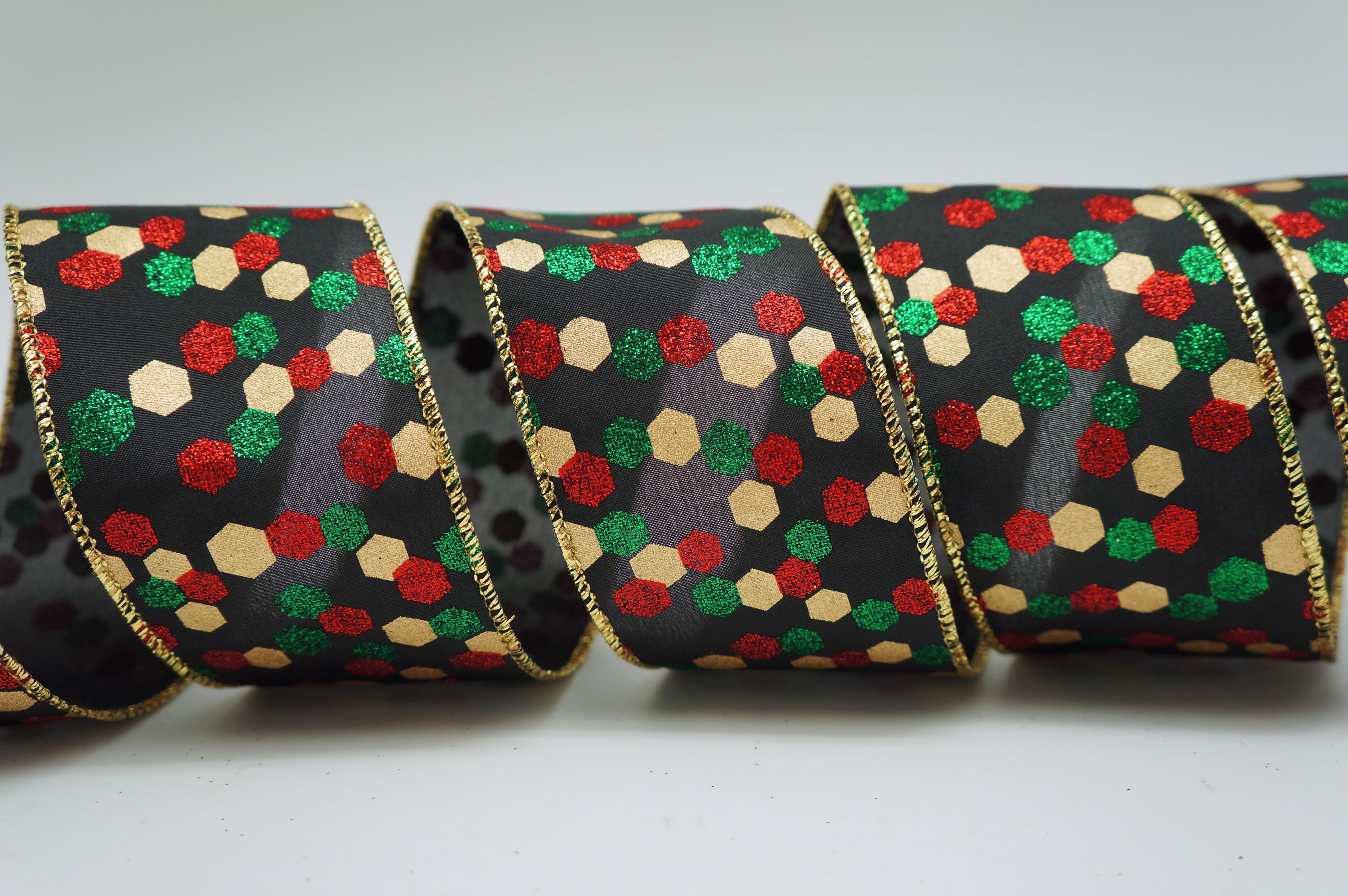 Satynowa wstążka plastra miodu