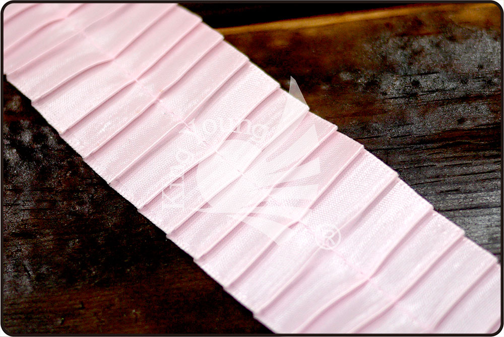 Nastro di raso plissettato (L145)