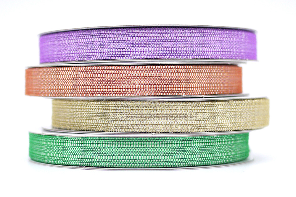 Лента из круглого металлического и белого полиэстера