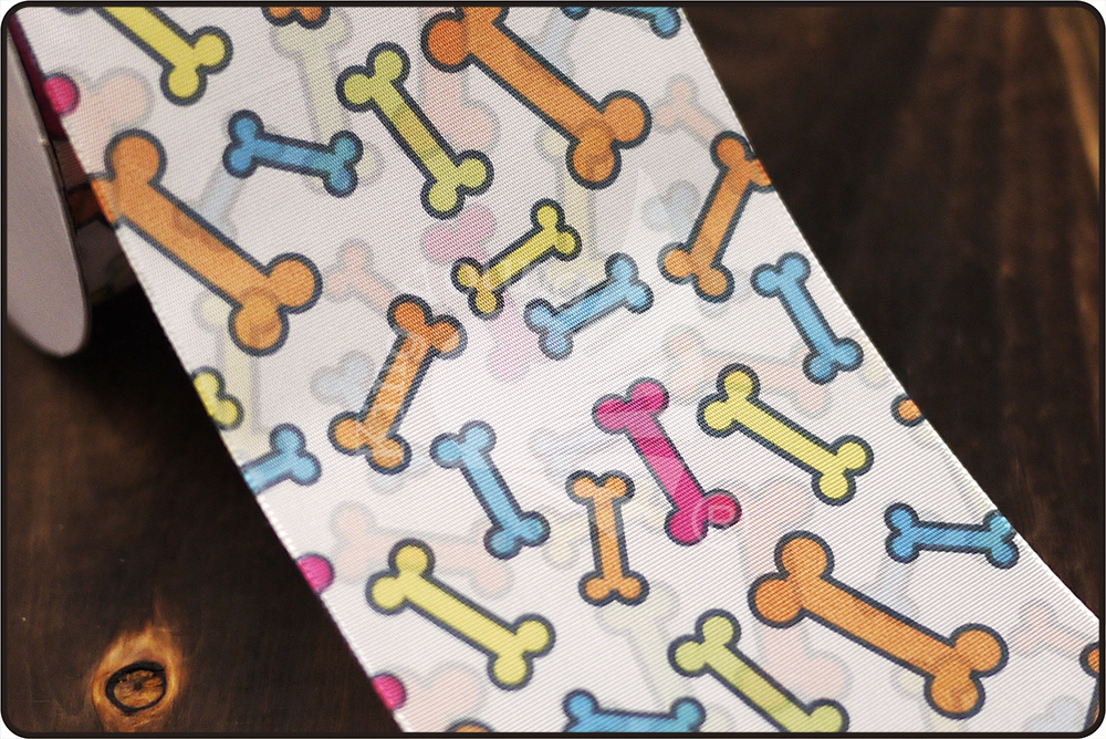 Лента с принтом в виде косточки для собак 70 мм