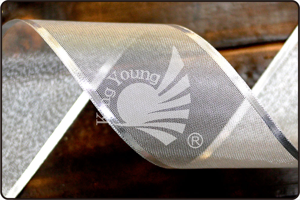 Cinta de malla metálica plateada