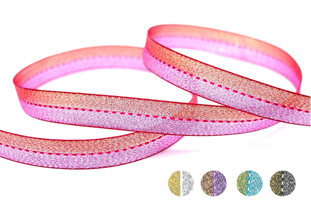 Золотая и серебряная металлическая лента