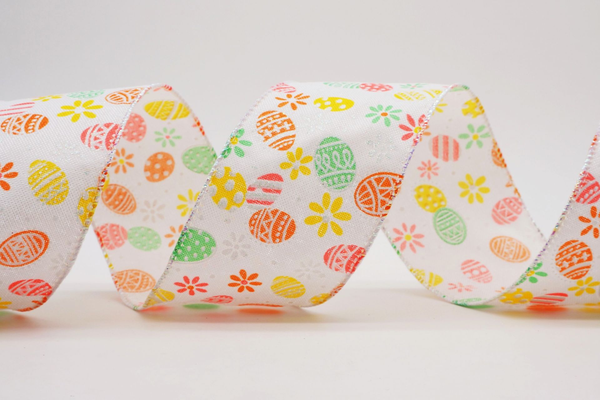 Pasen Zig Zag Eieren Lint | Verhef uw ambachten met luxueuze satijnen linten, image size:1920x1280