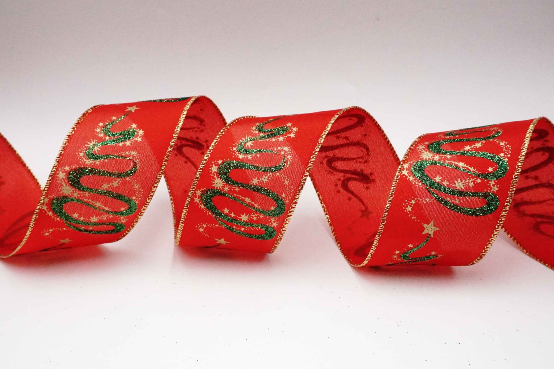 Magic Spell Christmas Tree Wired Ribbon | KING YOUNG