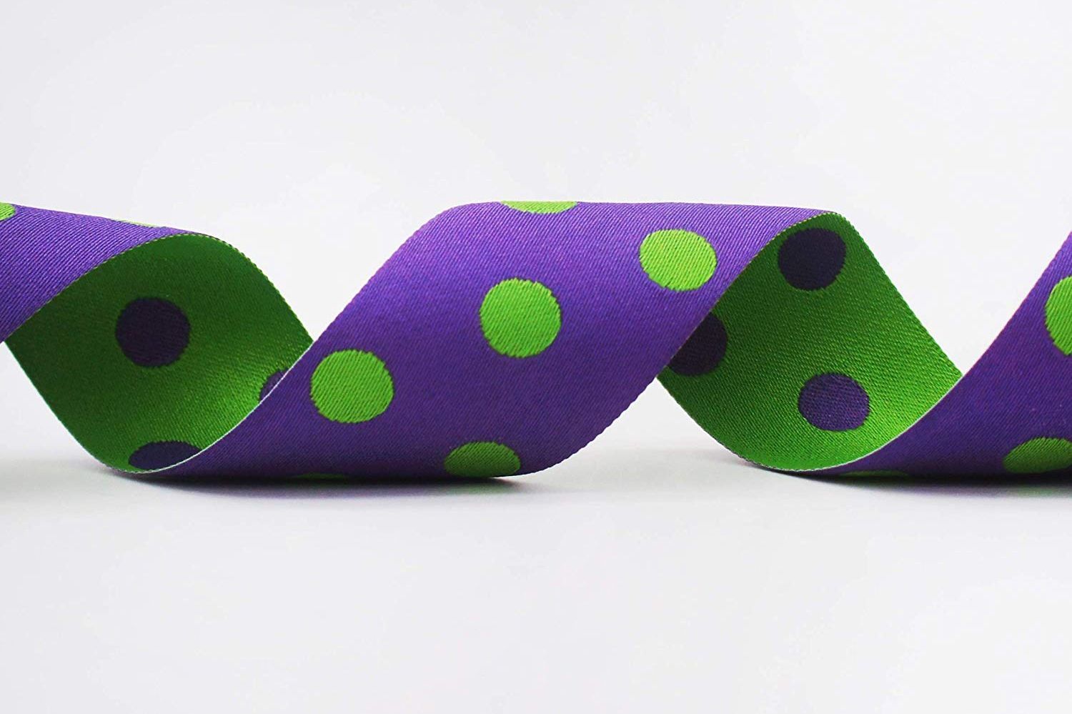 Reversible Dots Jacquard Ribbon | Holiday Ribbons | Wholesale Ribbon ...