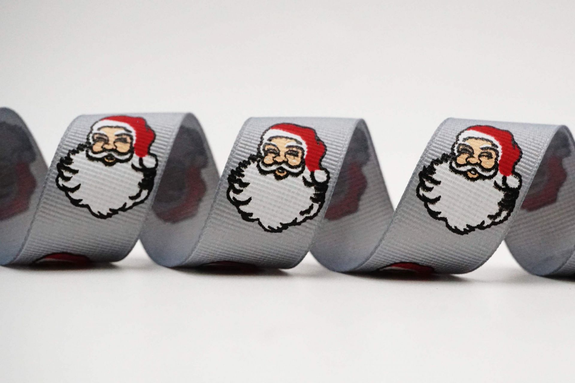 Smiling Santa Ribbon - Christmas Gift Wrapping | KING YOUNG
