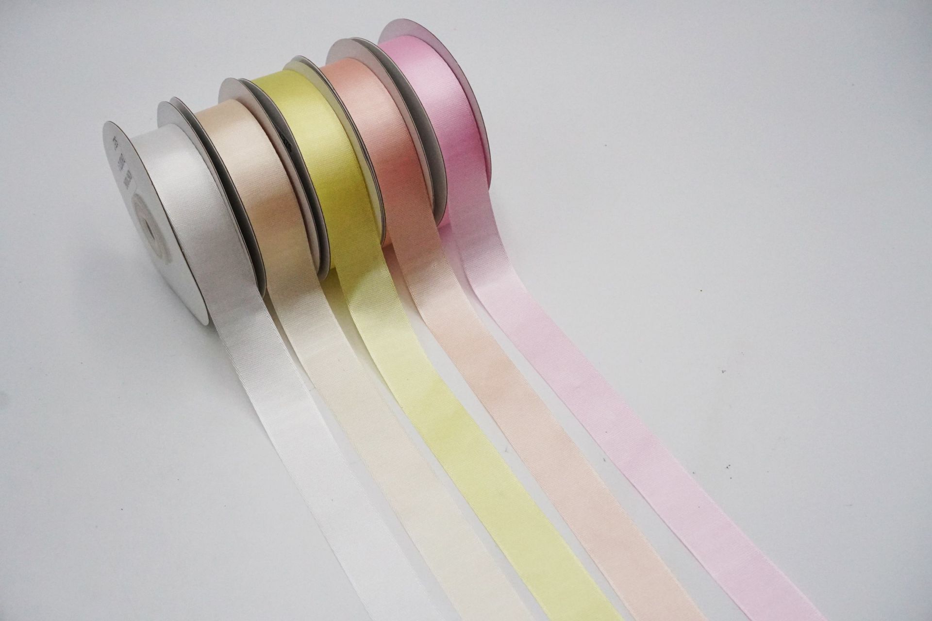 Solid Color Grosgrain Ribbon | Holiday Ribbons | Wholesale Ribbon ...