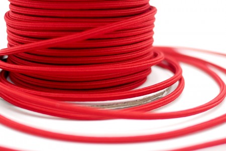 Czerwona sznurówka elastyczna