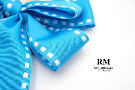 Lazo de cinta de grosgrain azul con costura blanca y 6 bucles_BW636-K1284-34
