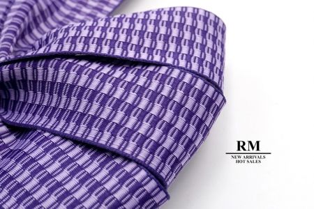 Фиолетовый уникальный клетчатый дизайн 6 петель с узлом ленты_BW638-K1750-704