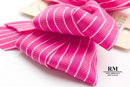 Lazo de cinta de doble lazo rosa intenso con rayas blancas_ BW639-K1740-272