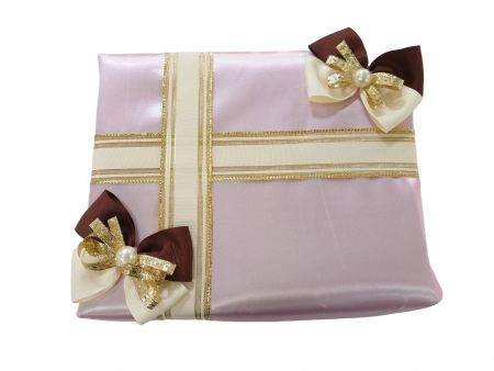 4 Grosgrain and 8 Petite Loops with Pearl Ribbon Box Bow