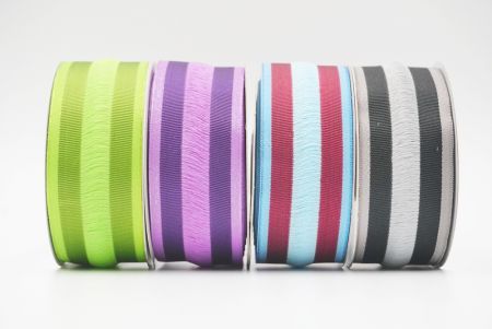 Variedad de colores en cinta tejida