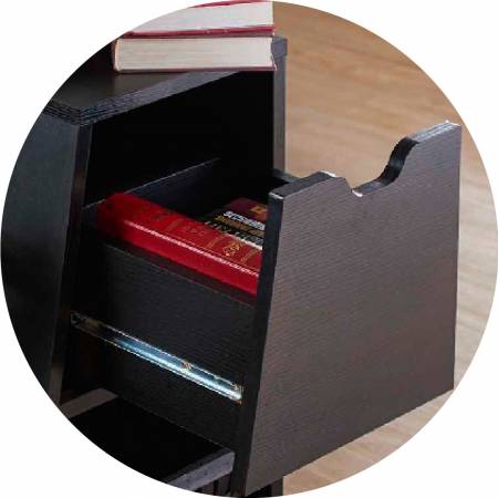 Boční výsuvná zásuvka.