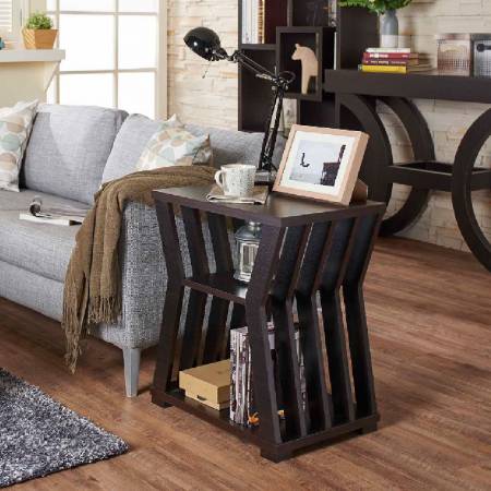 Promyšlený design a tesařské umění dokonale ukazují nesymetrický vizuální efekt.