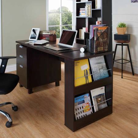 Escritorio moderno con múltiples espacios de almacenamiento - Un escritorio muy ordenado.
