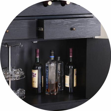 Cabo redondo de metal.