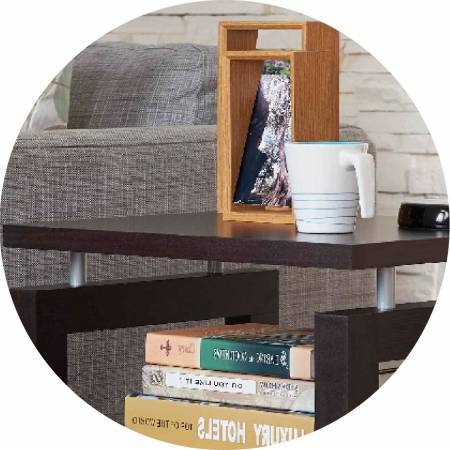 Malé provedení, pro zvýšenou desku stolu.