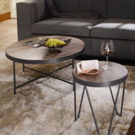 Lze kombinovat se stejným typem konferenčního stolku.