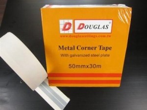 Paper tape w. Steel plate - Metal corner tape