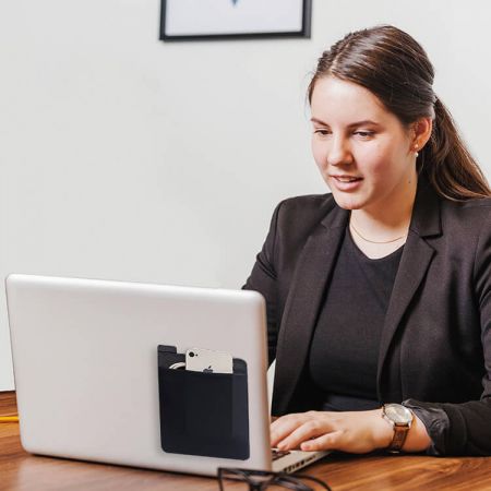 Étui de disque dur autocollant