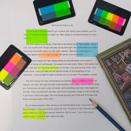 Notas adesivas transparentes coloridas