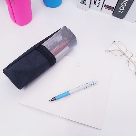 תיק עטים מקורי לעמידה