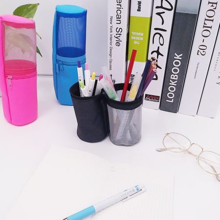Estuche transparente con cremallera para lápices  Personaliza tu  aprendizaje: suministros escolares personalizables para cada estudiante