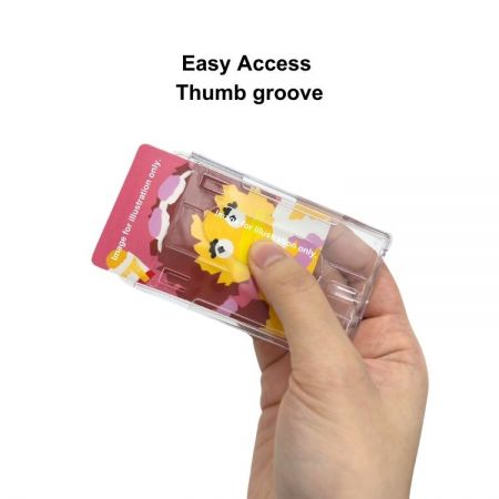 Protectores de insignias semi-transparentes de 60 x 100 mm.