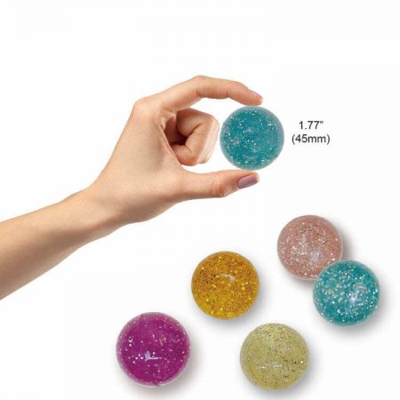 Pelota saltarina con purpurina - La pelota saltarina tiene una superficie lisa y viene en diferentes colores con purpurina