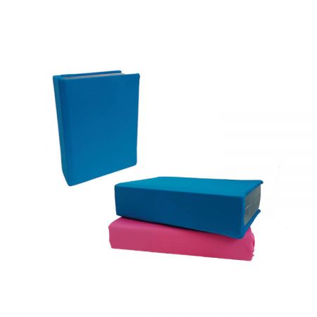 Capa de Livro Elástica - Esta capa de livro é feita de tecido elástico de alta resistência e durabilidade.