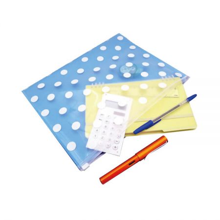 Папка с двумя карманами