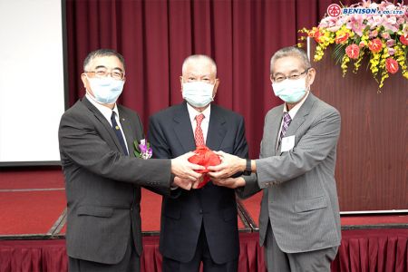 恭賀廖本泉總經理當選 台灣塑膠製品工業同業公會第20屆 理事長-交接儀式