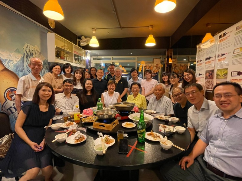 KONFU Enterprise team celebrating the company's 47th anniversary at a dinner event, marking a milestone in the fastener forming tools industry.