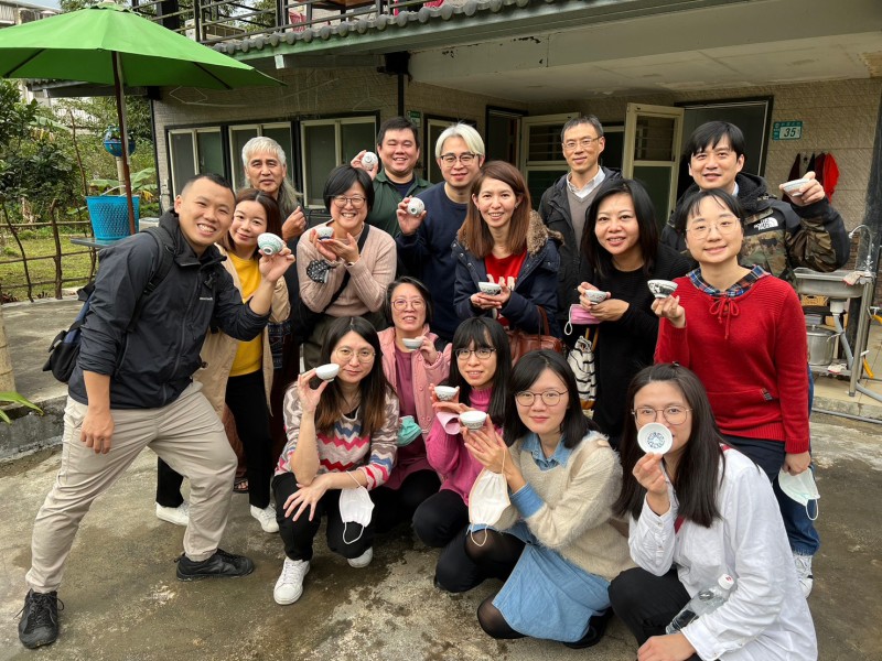 The KONFU Enterprise team celebrating the annual Weiya banquet, a cultural event fostering team spirit in the fastener tooling industry.