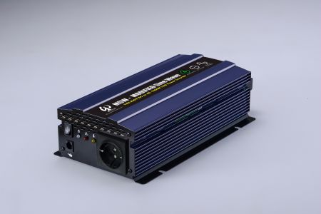 1500W 智慧型方波電源轉換器 - Wenchi NMSW 1500W