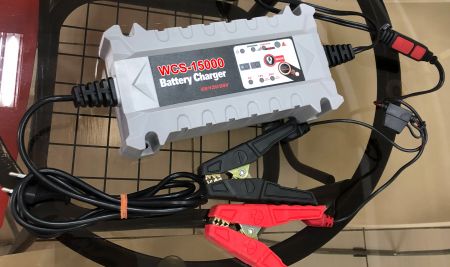 IP54 6V12V 24V BATTERIELADEGERÄT - WCS-15000 Akkuladegerät