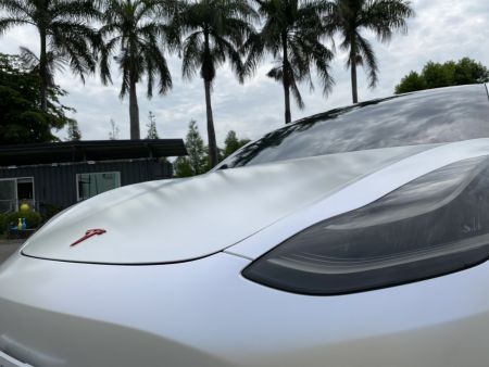Tesla modelo 3 del año 2020