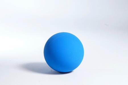 Balle de racquetball standard - La balle de racquetball standard est conforme à la norme internationale.