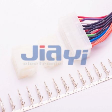 Connettore wire to wire Molex 5559 con passo 4,2 mm
