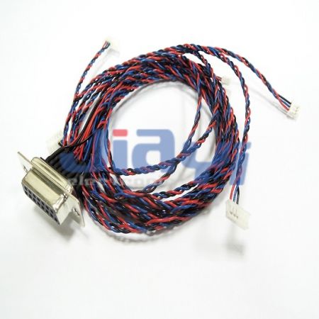 Montagem de Chicote de Fios