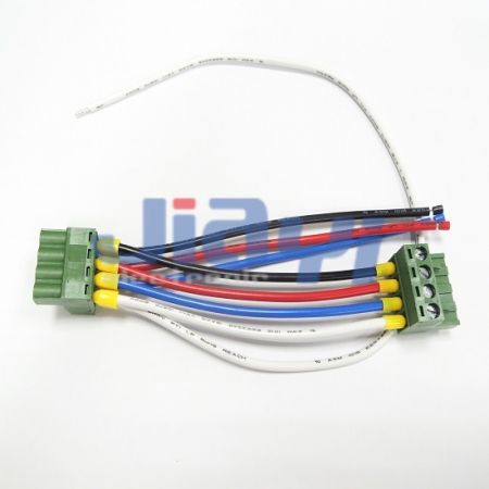 Conjunto de cabos e chicotes específicos personalizados