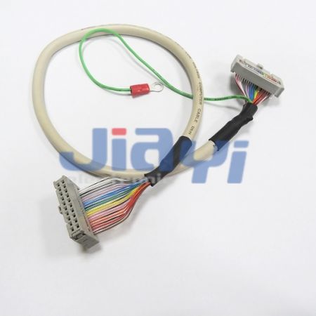 Ensamblaje personalizado de cable redondo con conector IDC