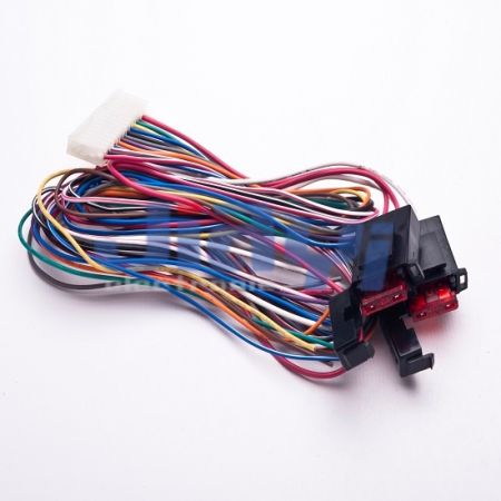 Blade Fuse Holder Cable and Wire Harness Assembly