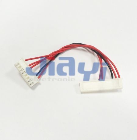 Cablaggio con connettore femmina JST XH