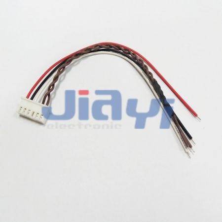 Ensamblaje interno de cables con conector JST XH