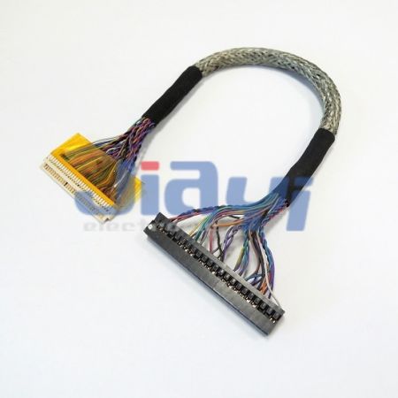 JAE FI-X LVDS et faisceau de câbles LCD