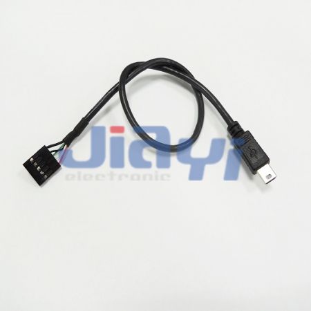 Individuelle USB-Kabelmontage