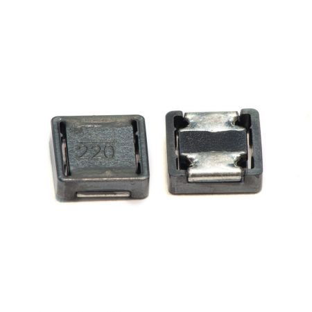 100µH, 0.52A, 5818 силовой индуктивность, экранированный индуктивность - Электромагнитный экран и высокоиндуктивный силовой дроссель, автомобильный класс и соответствие AEC-Q200