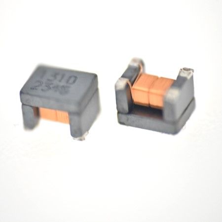 100µH,0.35A, 3425 Data Line共模濾波電感 - MSF系列中的SMD線路濾波器產品特點為鐵氧體鐵芯結構，可降低輻射EMI排放並應用於汽車